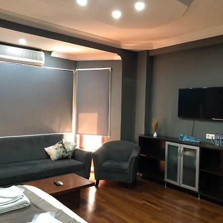 Pera Line Suite Istanbul Exteriör bild